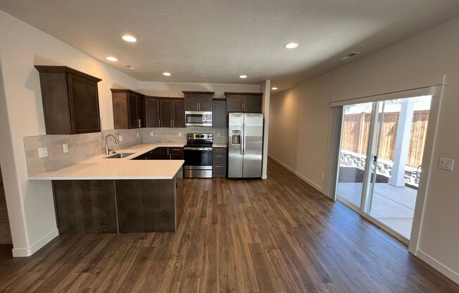 Newer 10 Unit Townhome Community in Convenient Location