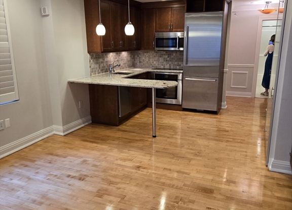 Studio, 1 bath, 436 sqft, $2,700, Unit 309