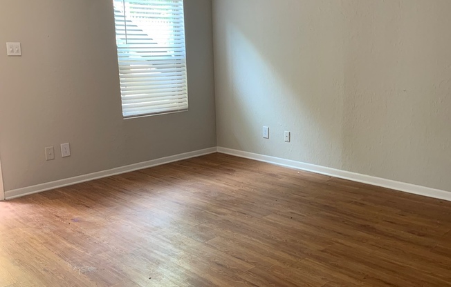 Charming 1-Bedroom Apartment in Fort Worth – 700 Sq. Ft.