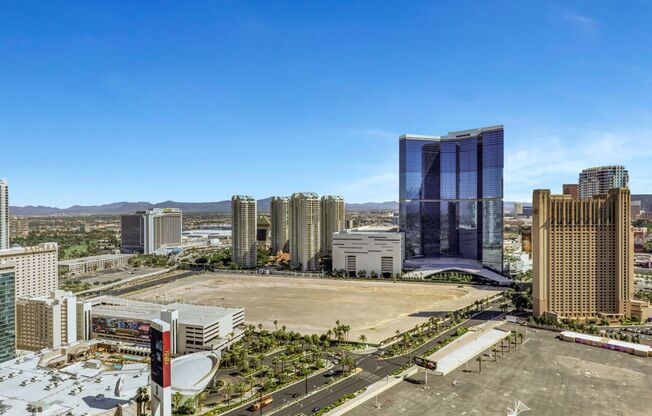 1 bed, 1 bath, $2,000, Unit # 3503
