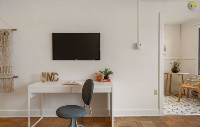 Studio, 1 bath, 618 sqft, $1,850, Unit 510