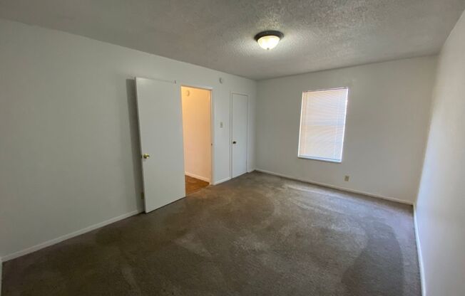 1 bed, 1 bath, 754 sqft, $625, Unit 902