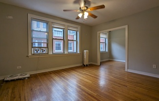 540 W Surf St