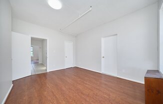63 E 129 ST