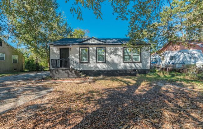 2 Bedroom Home! $500 Amazon gift card given at move in! SMART HOME UPGRADES!