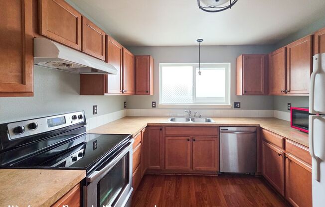 Charming Kingston 3 bed home close to ferry