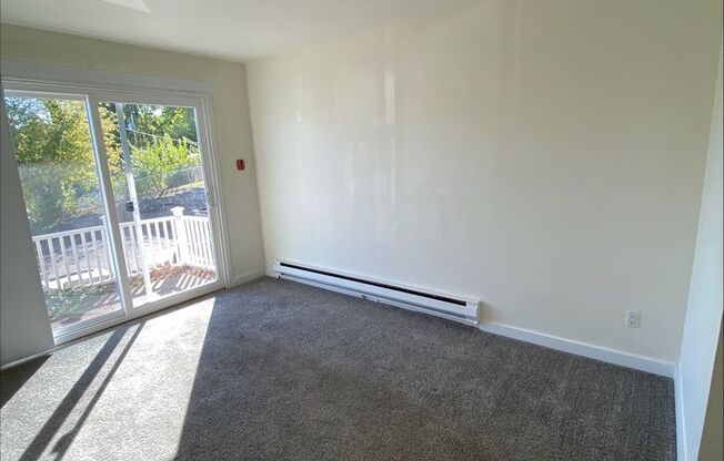 2 beds, 1 bath, 800 sqft, $1,235, Unit 5902-5