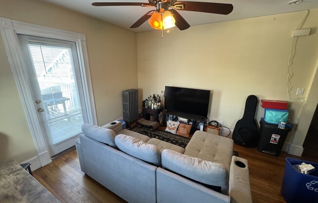 4 beds, 2 baths, $5,000, Unit 2