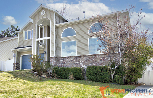 486 E ELIZABETH DAY CV