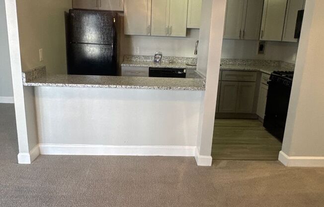 3 beds, 2 baths, 1,300 sqft, $2,400, Unit 3335 #102