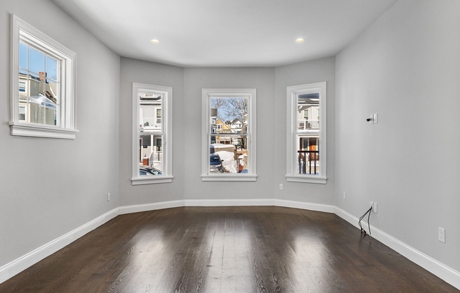 83 CTR ST