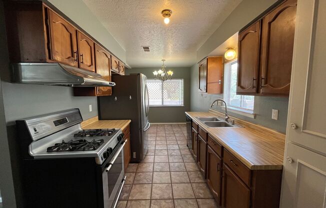 3 beds, 2 baths, $1,850