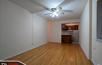 525 W Oakdale Ave