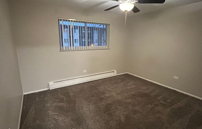 2 beds, 1 bath, 725 sqft, $1,450