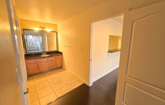 1 bed, 1 bath, $2,195, Unit # #E 01