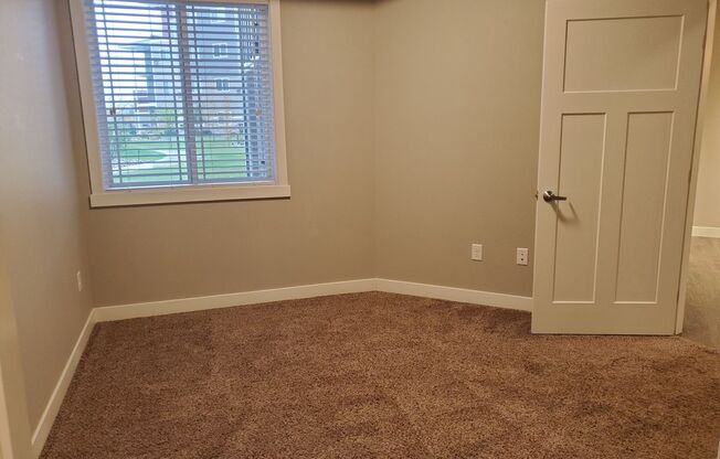 1 bed, 1 bath, $1,125, Unit 122