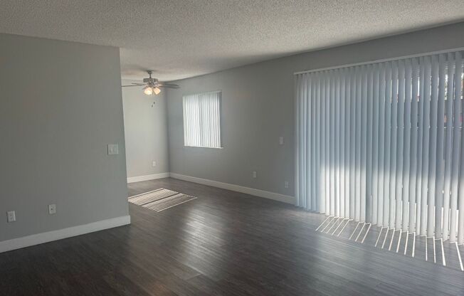 2 beds, 1.5 baths, 893 sqft, $2,345, Unit H22