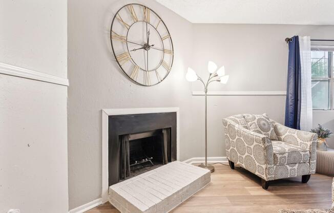 1 bed, 1 bath, 650 sqft, $1,099