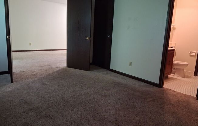 2 beds, 1.5 baths, 1,000 sqft, $1,650, Unit 8167-8167B