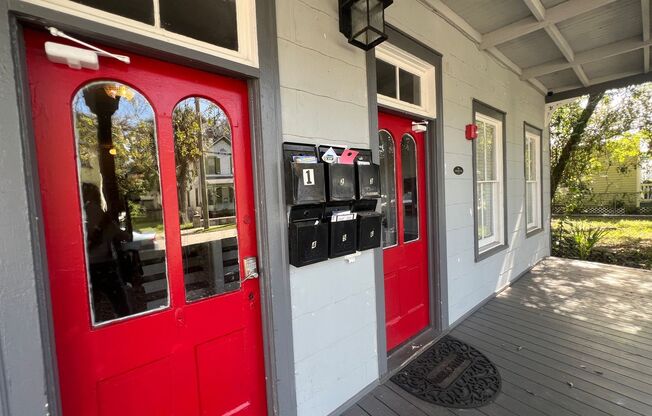 Charming 2-Bedroom Duplex in Historic Downtown St. Augustine!