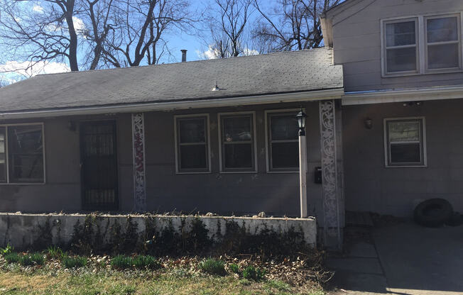 3 beds, 1 bath, $1,245