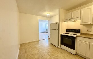 1 bed, 1 bath, 650 sqft, $2,400, Unit 3F