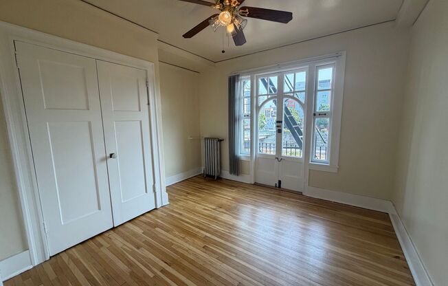 2 beds, 1 bath, 850 sqft, $1,795, Unit 308