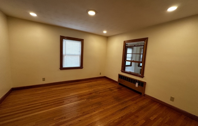 11 MEAD RD