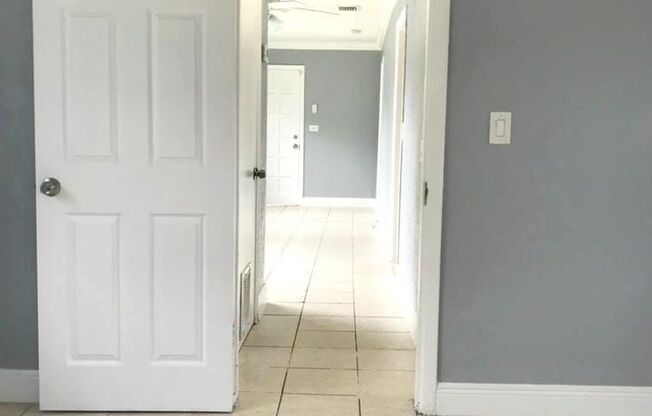 Two charming Houses available for Rent