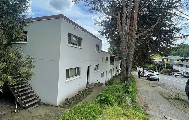 Richardson Court Apartments