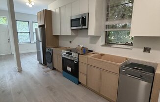 4832 N. Winthrop Ave.
