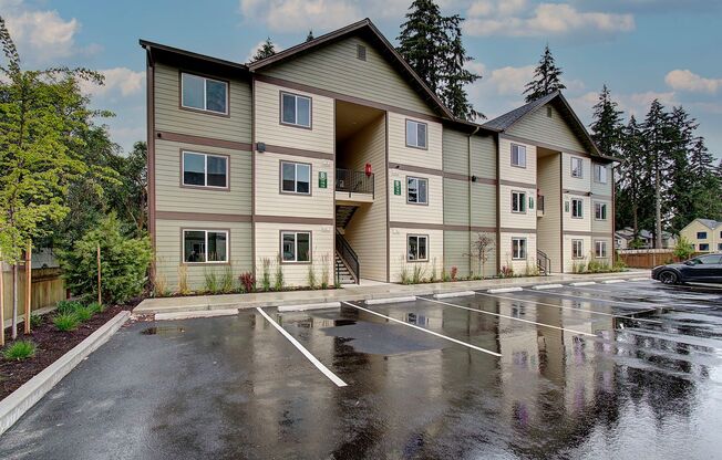 2 beds, 1 bath, $1,750, Unit 110