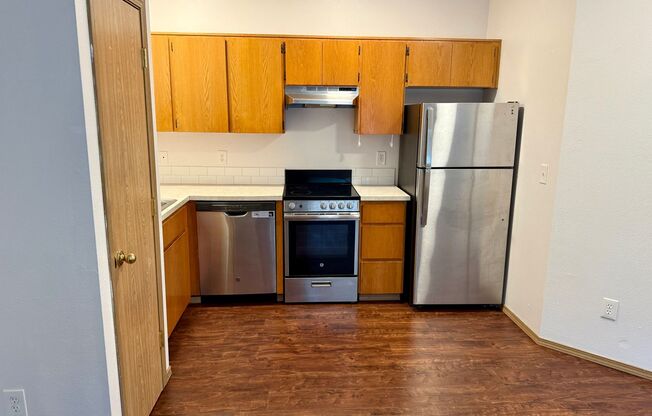 #170-5520 N. Missouri Ave.