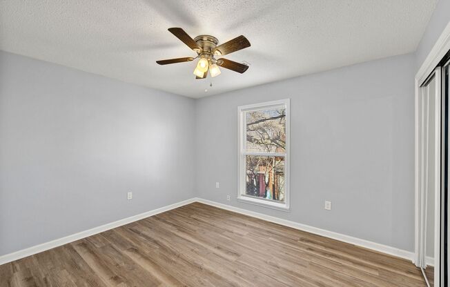2 beds, 1 bath, 775 sqft, $975, Unit 617 B10