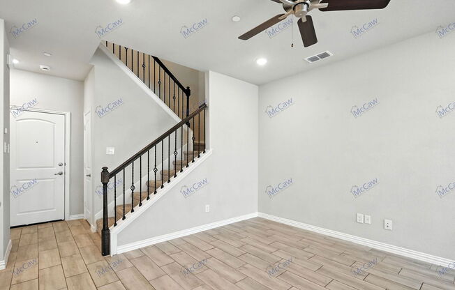 2832 BANEBERRY LN