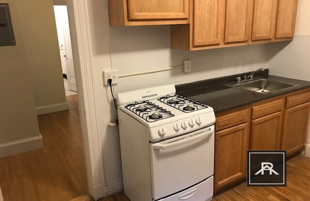 1812 COMMONWEALTH AVE