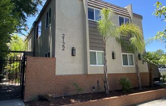 2 beds, 1 bath, 700 sqft, $1,850, Unit 4