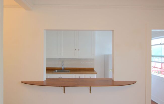 Studio, 1 bath, 450 sqft, $1,745, Unit Unit #209