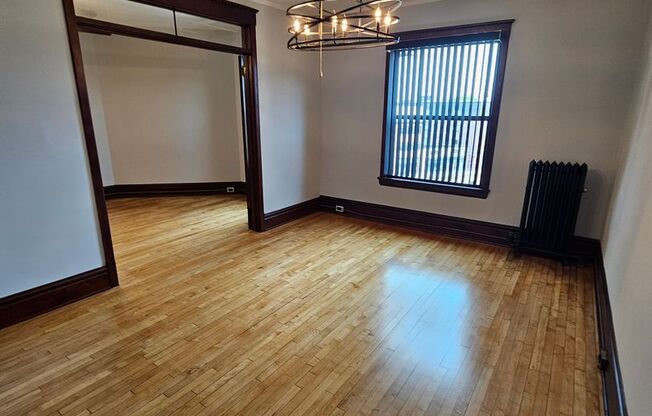 2 beds, 1 bath, 1,020 sqft, $1,625, Unit 905-22