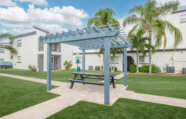 3 beds, 2 baths, 1,100 sqft, $1,700, Unit 7594-6