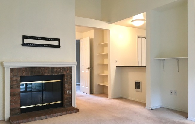 1 bed, 1 bath, $1,695, Unit # D 303