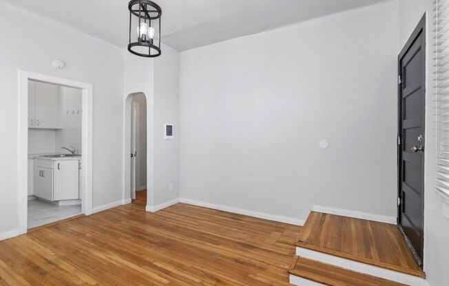 Lovely Hillcrest One bedroom apartment