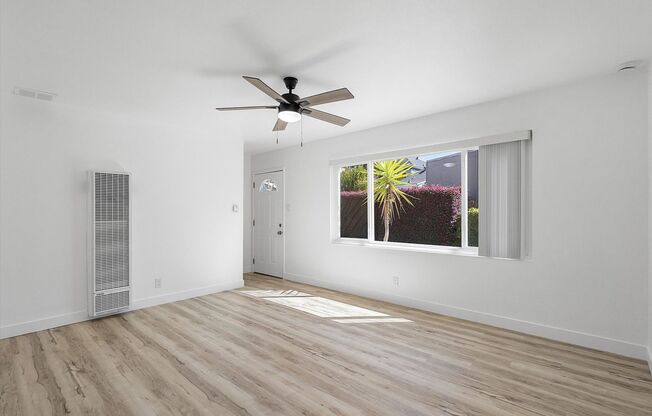 1033 Central Ave #A - 2 bedroom | 1 bath