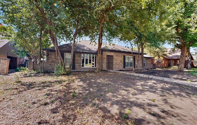 2308 CHAMBERLAIN DR