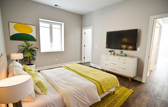 1 bed, 1 bath, 725 sqft, $2,750, Unit 927-202