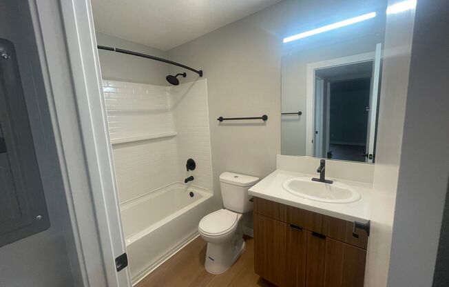 1 bed, 1 bath, 495 sqft, $2,730, Unit F-331