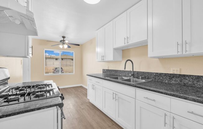 1 bed, 1 bath, 432 sqft, $1,900, Unit 10132.5