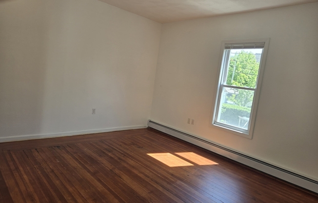 19 CENTRAL AVE