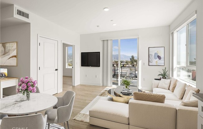 2 beds, 2 baths, 1,041 sqft, $2,737, Unit 407