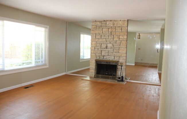 2710 Doidge Ave., Pinole, CA 94564
